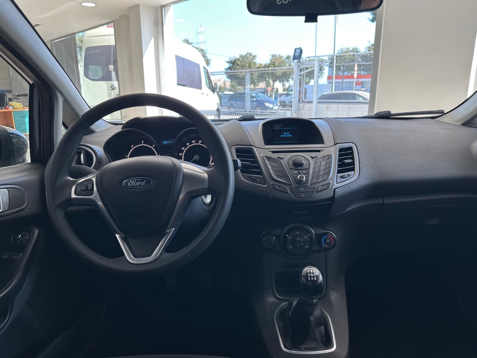 Ford Fiesta miniatura 6