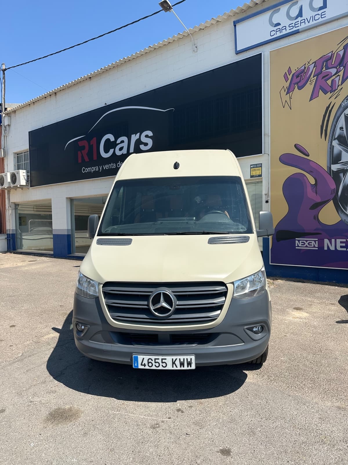 Mercedes-Benz Sprinter